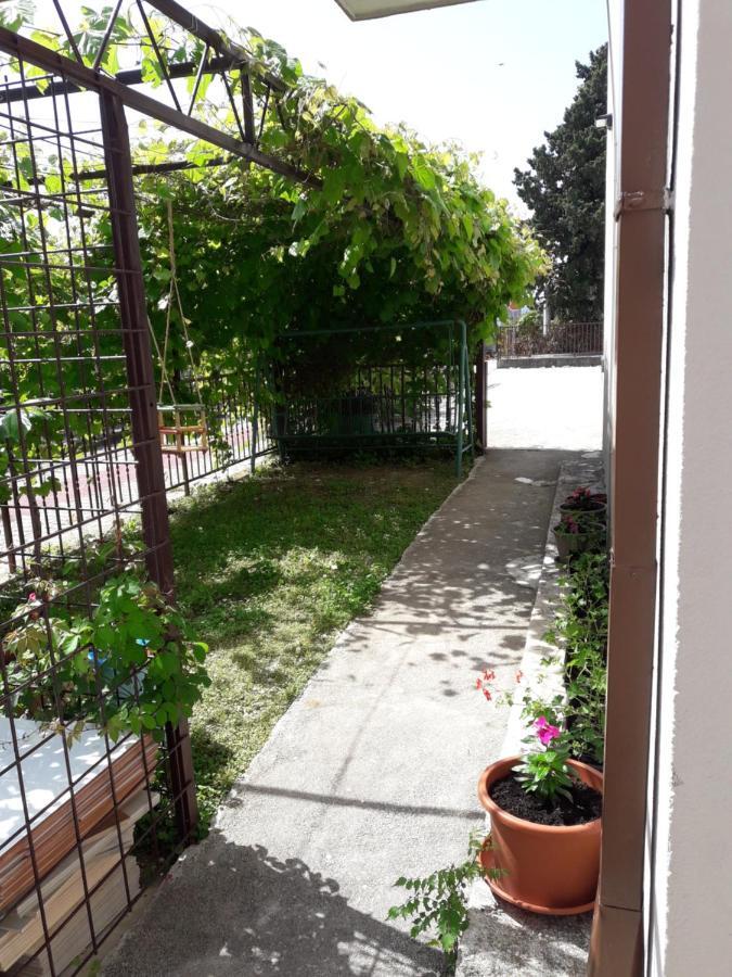 Pauli Apartman Kaštela Kültér fotó