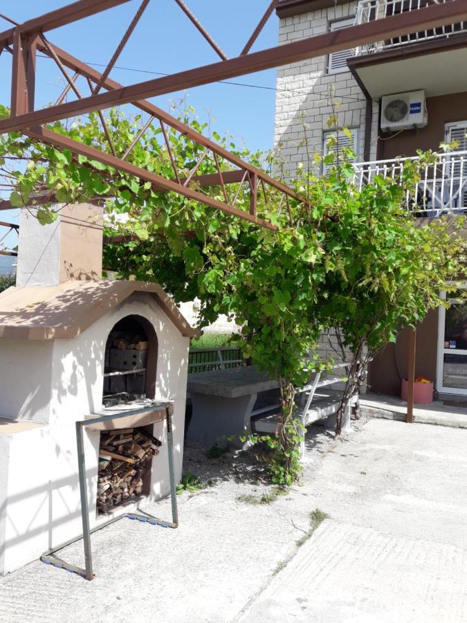 Pauli Apartman Kaštela Kültér fotó